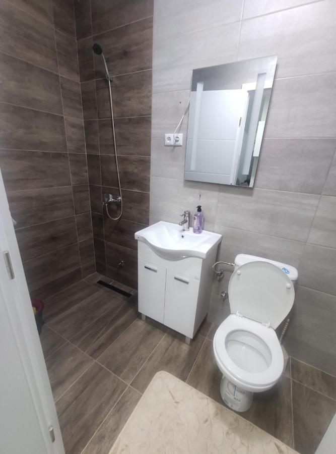 Neer Apartment Zivinice ภายนอก รูปภาพ