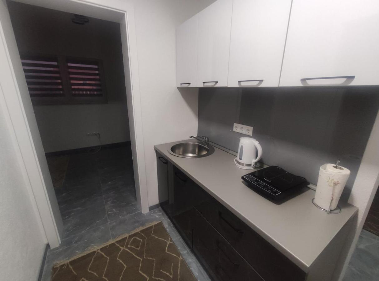 Neer Apartment Zivinice ภายนอก รูปภาพ